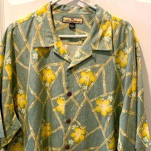 Tommy Bahama XL S/S shirt.